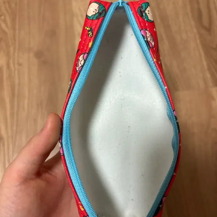 [BUNJANG] Crayon Shin-chan Red Pencil Case / 빨간색 짱구필통