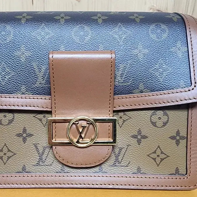 [BUNJANG] Louis Vuitton Dauphine MM Handbag / <네고 가능>루이비통 도핀 MM