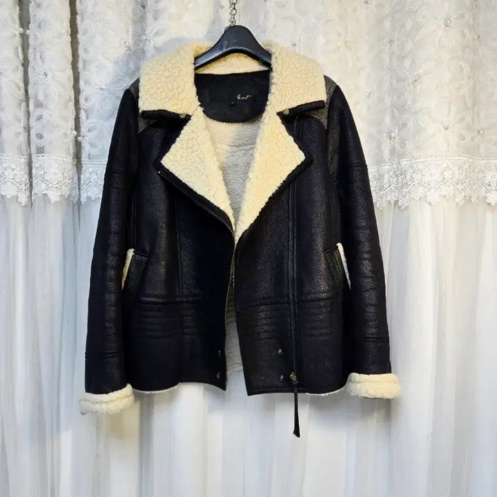 [BUNJANG] G-Cut Sheepskin Mouton / 지컷 G-cut 양모 무스탕