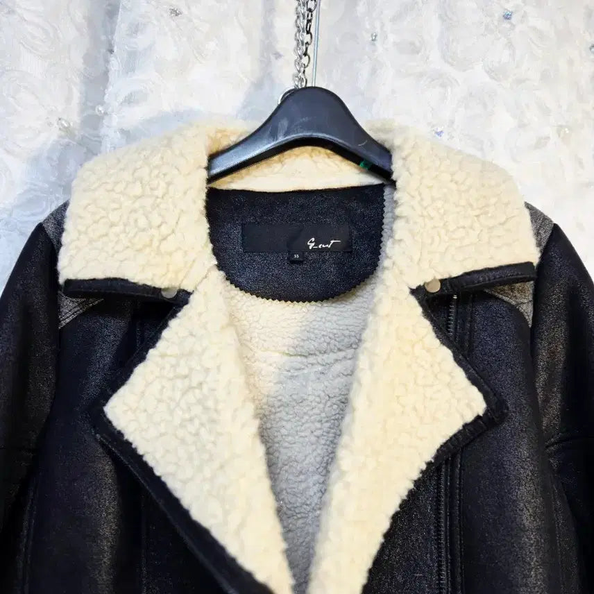 [BUNJANG] G-Cut Sheepskin Mouton / 지컷 G-cut 양모 무스탕