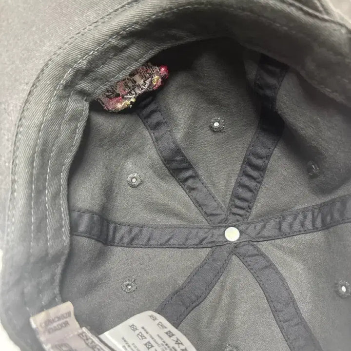 [BUNJANG] NewJeans Pop-Up Hat / 뉴진스 팝업 모자