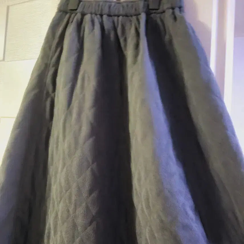 [BUNJANG] Corduroy Flare Skirt / 코듀로이 스커트 새상품