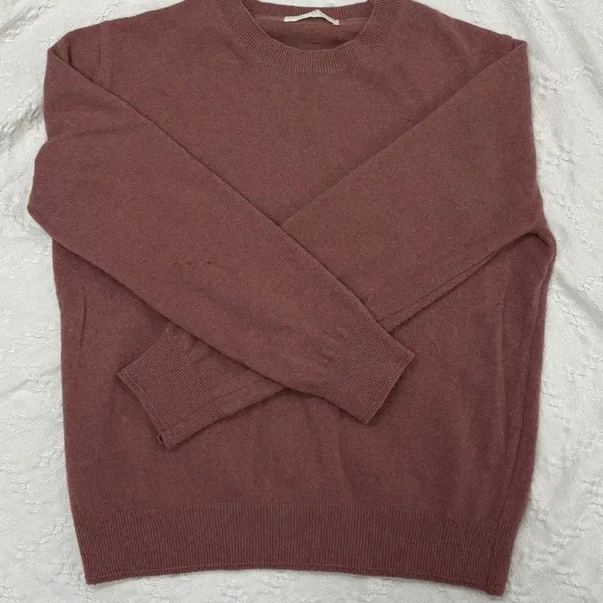 [BUNJANG] Pink Round Neck Knit Sweater / 핑크 라운드넥 니트 스웨터