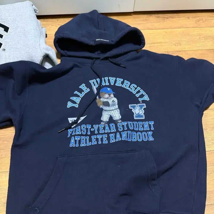 [BUNJANG] Yale Navy Hoodie S Size / 예일 후드티 네이비 S