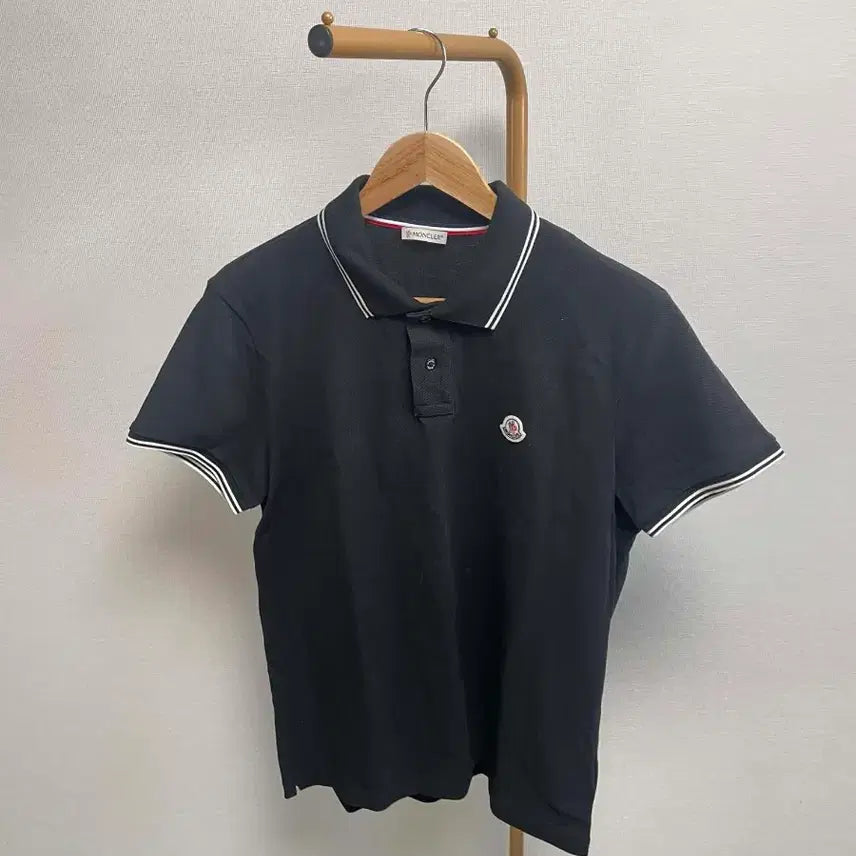 [BUNJANG] Moncler Polo Shirt Black L Size / 몽클레어 카라티 블랙색상 L사이즈실측100