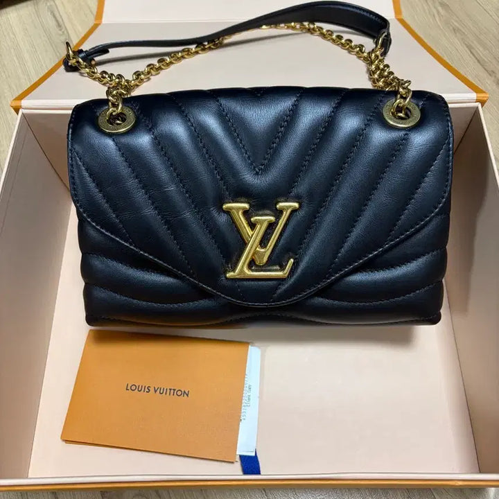 [BUNJANG] Louis Vuitton New Wave NM Chain Bag / 루이비통 뉴웨이브 NM체인백