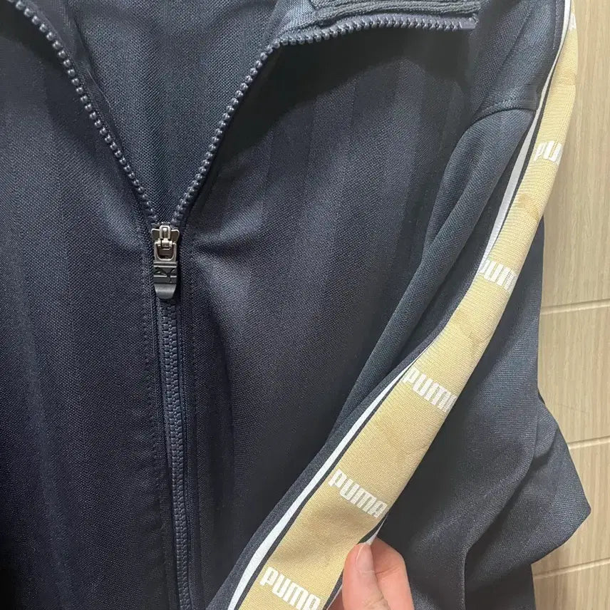 [BUNJANG] Puma Black Gold Track Top Jersey L / 푸마 블랙 골드 트랙탑 져지 L