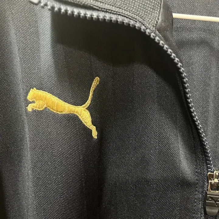 [BUNJANG] Puma Black Gold Track Top Jersey L / 푸마 블랙 골드 트랙탑 져지 L