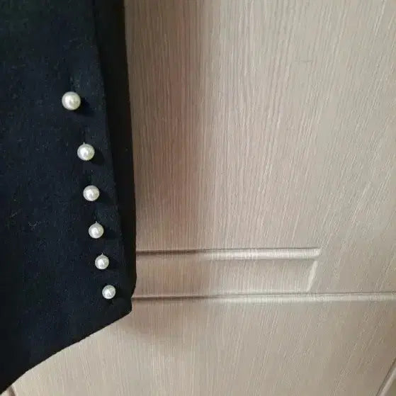 [BUNJANG] Dint Pearl Point Black Slacks / 딘트 블랙 진주 포인트 슬랙스