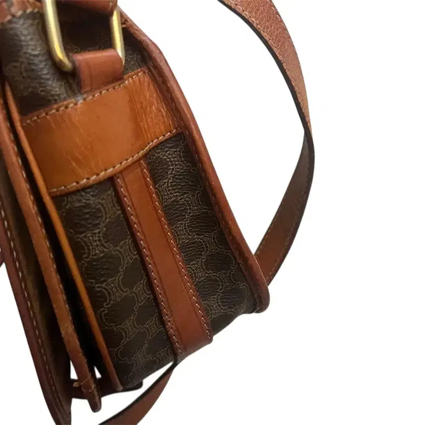 [BUNJANG] Celine Macadam Shoulder Bag / 셀린느 마카담 숄더백 브라운