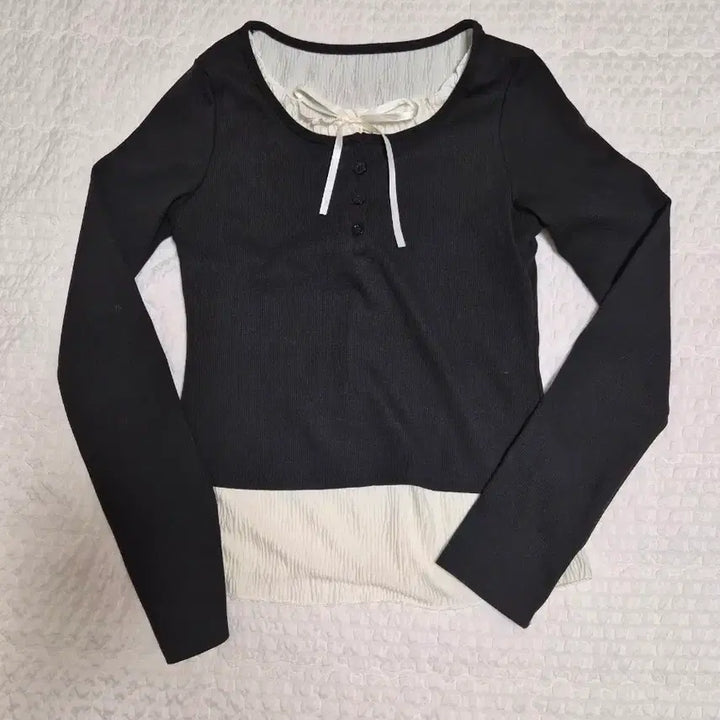[BUNJANG] Black and Ivory Blouse Set / 블랙,아이보리 블라우스 2종