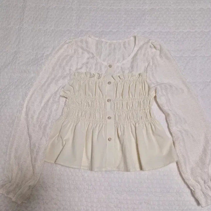 [BUNJANG] Black and Ivory Blouse Set / 블랙,아이보리 블라우스 2종
