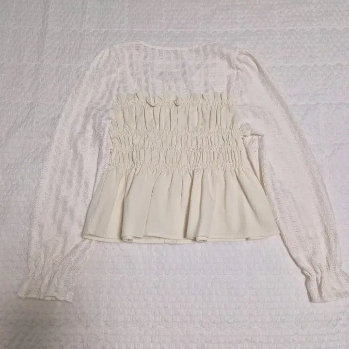 [BUNJANG] Black and Ivory Blouse Set / 블랙,아이보리 블라우스 2종