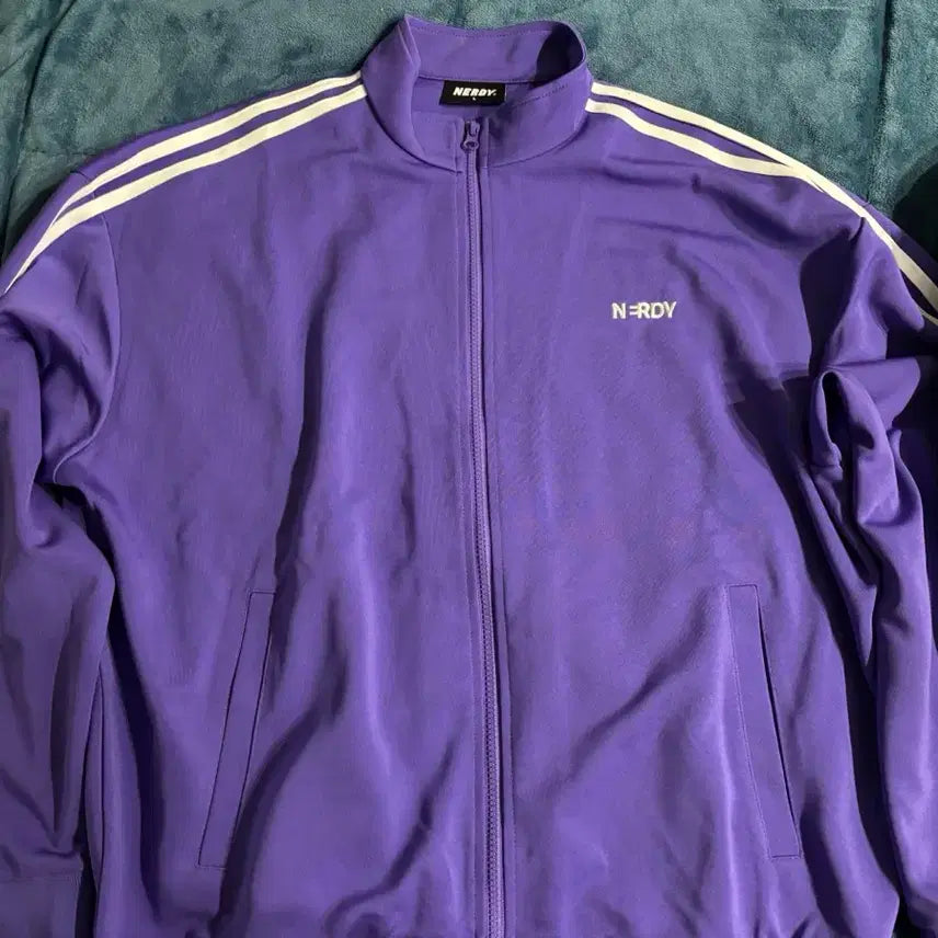 [BUNJANG] NERDY Line Track Top Purple / 널디 NERDY 라인 트랙탑 퍼플