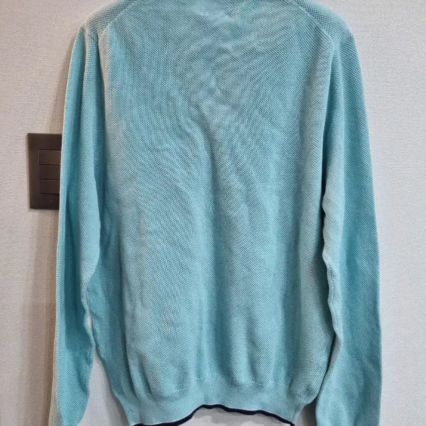 [SOLD OUT] 브룩스 브라더스 V넥 니트 민트색상 M~L