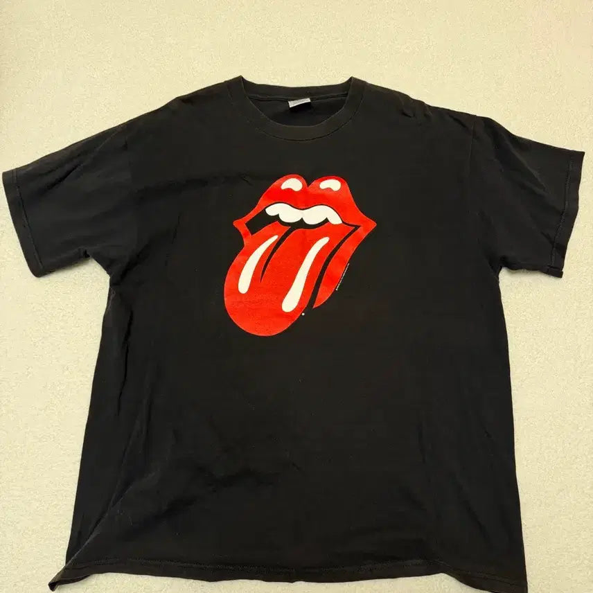[SOLD OUT] 롤링스톤즈 90s 빈티지 티셔츠 XL