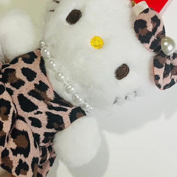 [BUNJANG] Hello Kitty Pink Leopard Print Long Legs Doll Keyring / (새상품) 핑크 호피 롱다리 키티 인형 키링
