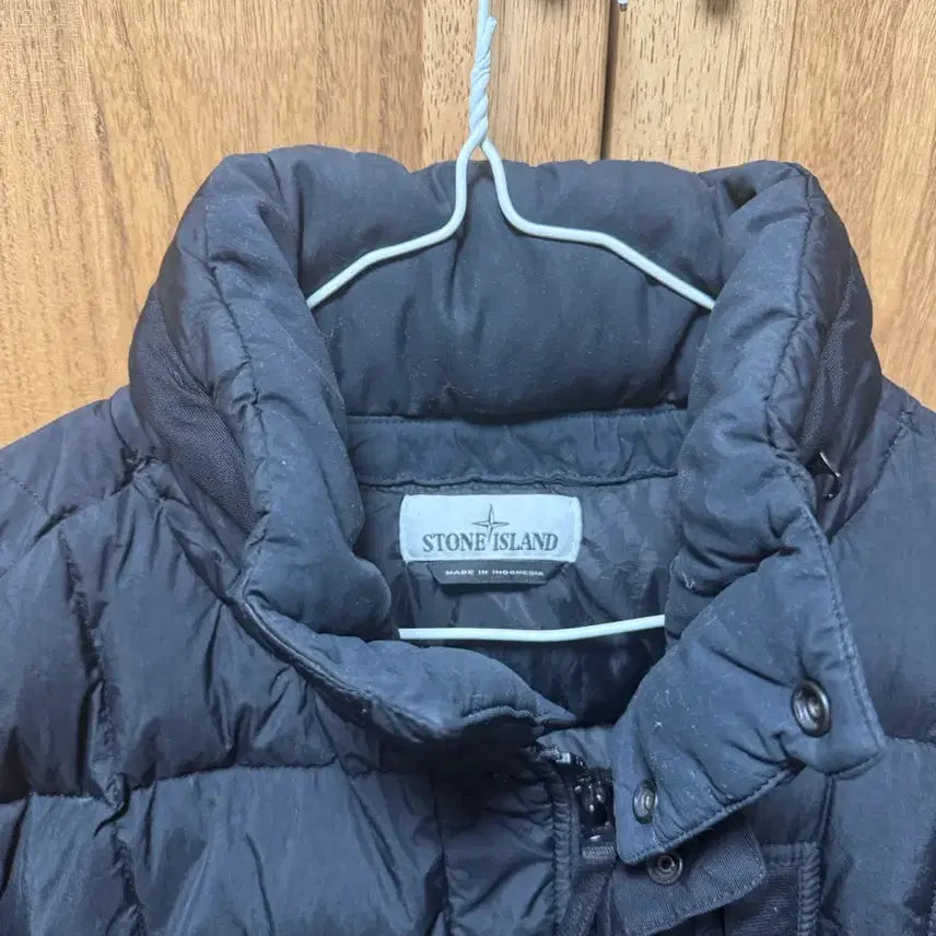 [BUNJANG] Stone Island Crinkle Reps Hooded Padded Jacket / 정품) 스톤아일랜드 크링클랩스 패딩 후드