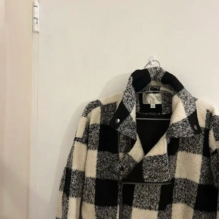 [SOLD OUT] 락시크 일본 빈티지 체크 화이트 퍼 무스탕