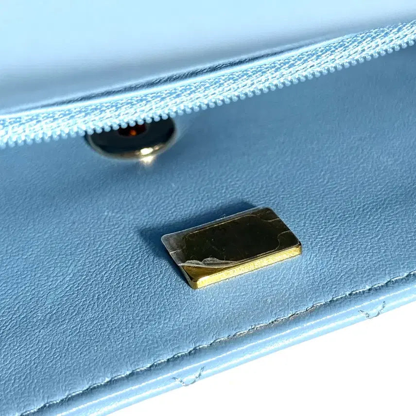 [BUNJANG] Chanel Classic New Mini Flap Bag Sky Blue A69900 / 샤넬 클래식 뉴미니 플랩백 스카이블루 A69900