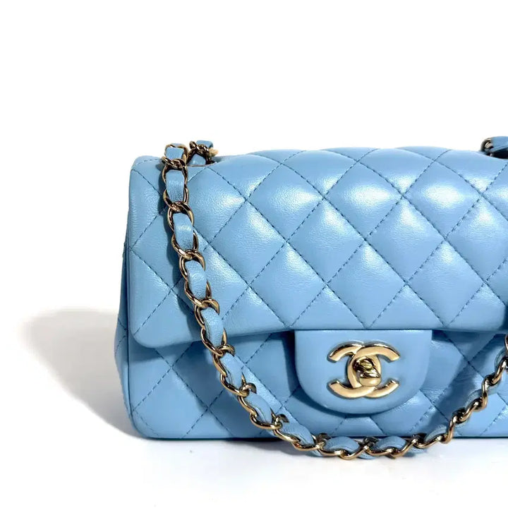[BUNJANG] Chanel Classic New Mini Flap Bag Sky Blue A69900 / 샤넬 클래식 뉴미니 플랩백 스카이블루 A69900
