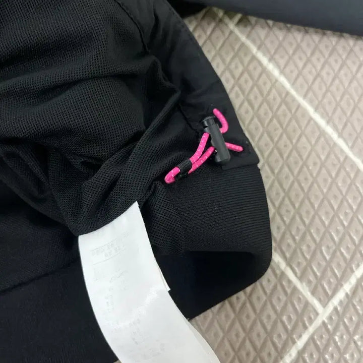 [BUNJANG] Black Windbreaker Jacket L / 블랙 바람막이 점퍼 L