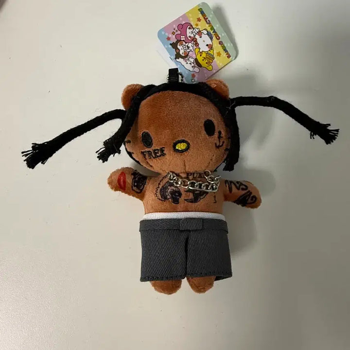 [BUNJANG] Travis Scott Hello Kitty Tanning Kitty Keyring / 트래비스스캇 콜라보 헬로키티 태닝키티 키링