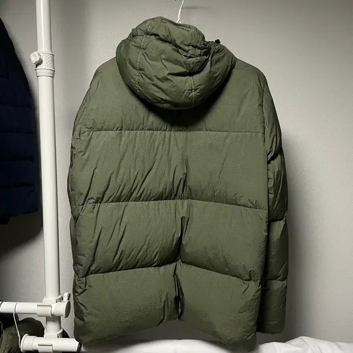 [BUNJANG] Stone Island Crinkle Reps Hooded Down Jacket Olive (S) / [S사이즈] 21FW 스톤아일랜드 크링클랩스 후드 다운 자켓 올리브