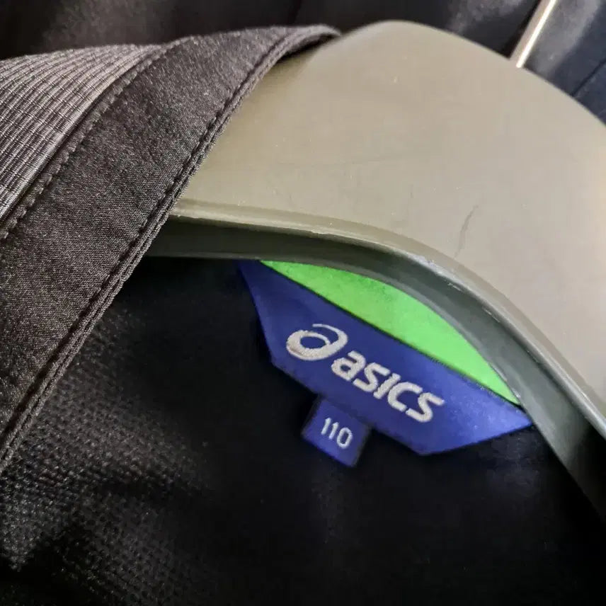 [BUNJANG] Asics Windbreaker Jacket / 아식스 바람막이 블랙/그레이