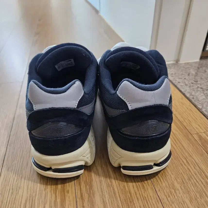 [BUNJANG] New Balance 2002r Navy / 뉴발란스 2002r 네이비 280