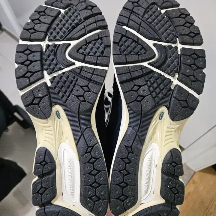 [BUNJANG] New Balance 2002r Navy / 뉴발란스 2002r 네이비 280