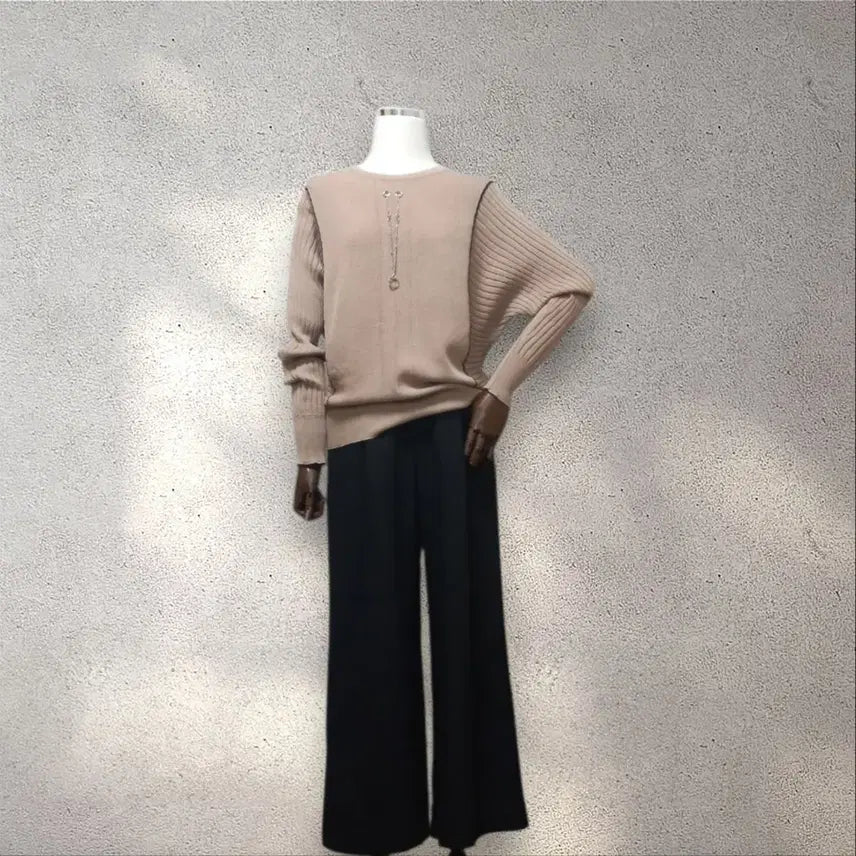 [BUNJANG] Basic Beige Slim Fit Knit Top / 가오리 날씬 니트