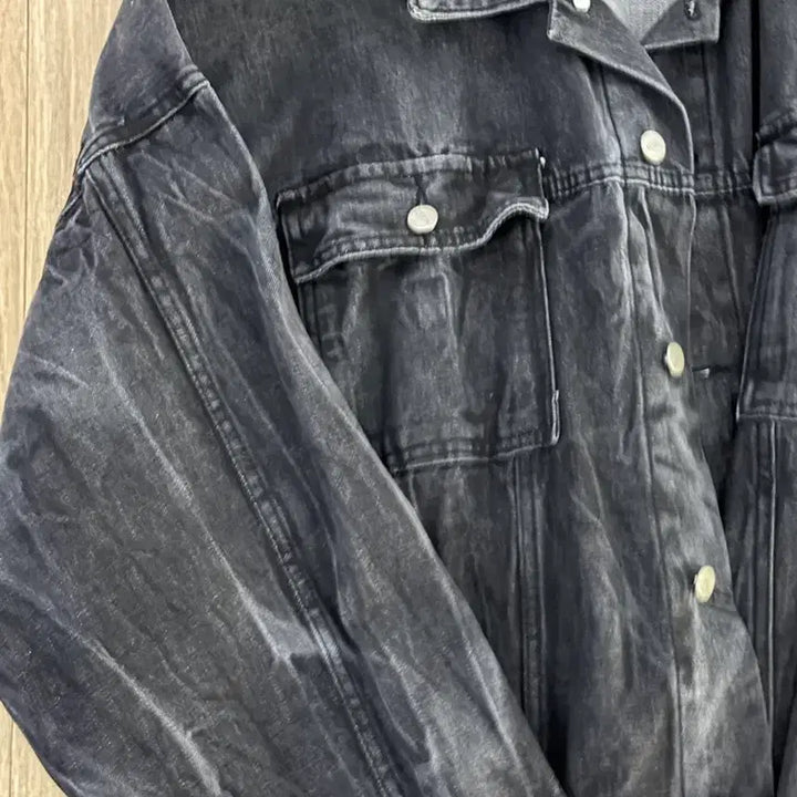 [BUNJANG] Azkathone Marvel Oversized Denim Jacket - Black / 에즈카톤 마블 오버핏 데님자켓 블랙 SHOT6664