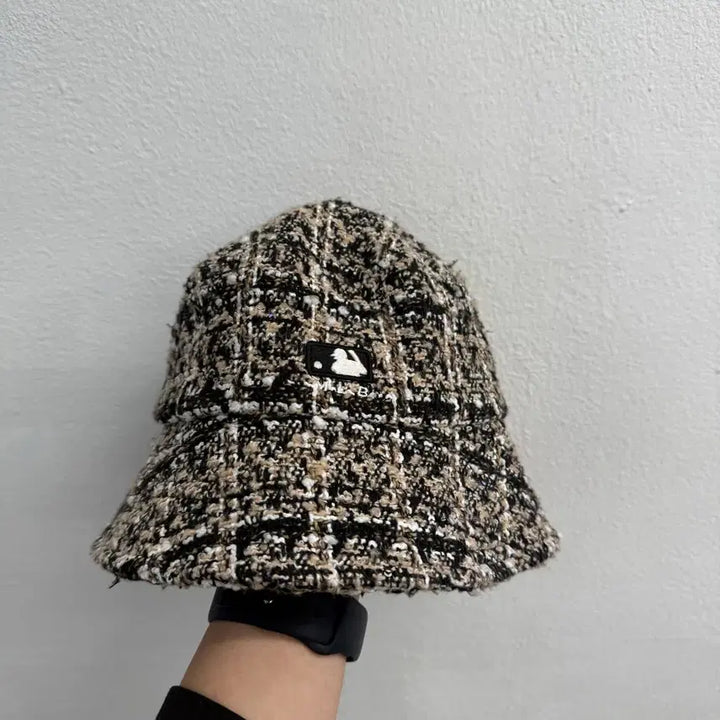 [BUNJANG] MLB NY Tweed Bucket Hat / MLB 오버핏 NY 트위드 버킷햇