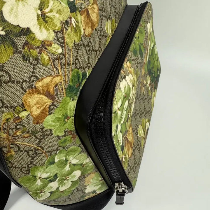 [BUNJANG] Gucci GG Supreme Bloom Backpack / 구찌 GG 수프림 블룸 백팩 406370