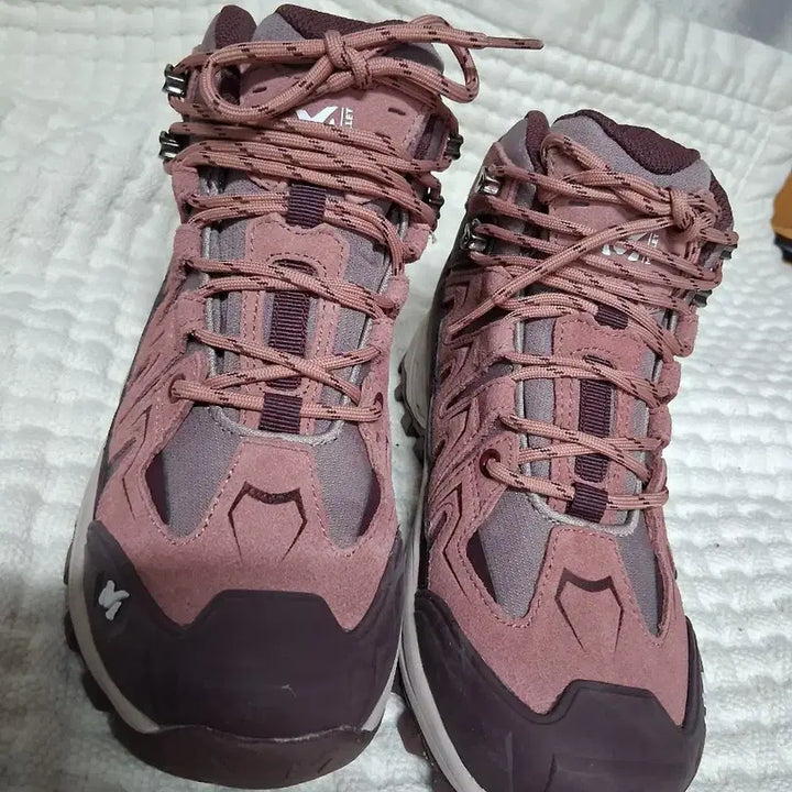 [BUNJANG] Millet Gore-Tex Hiking Boots / 등산화230  밀레고어텍스  새상품