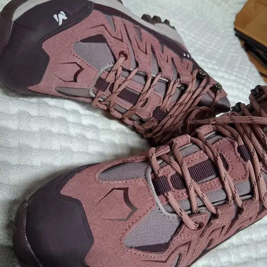 [BUNJANG] Millet Gore-Tex Hiking Boots / 등산화230  밀레고어텍스  새상품