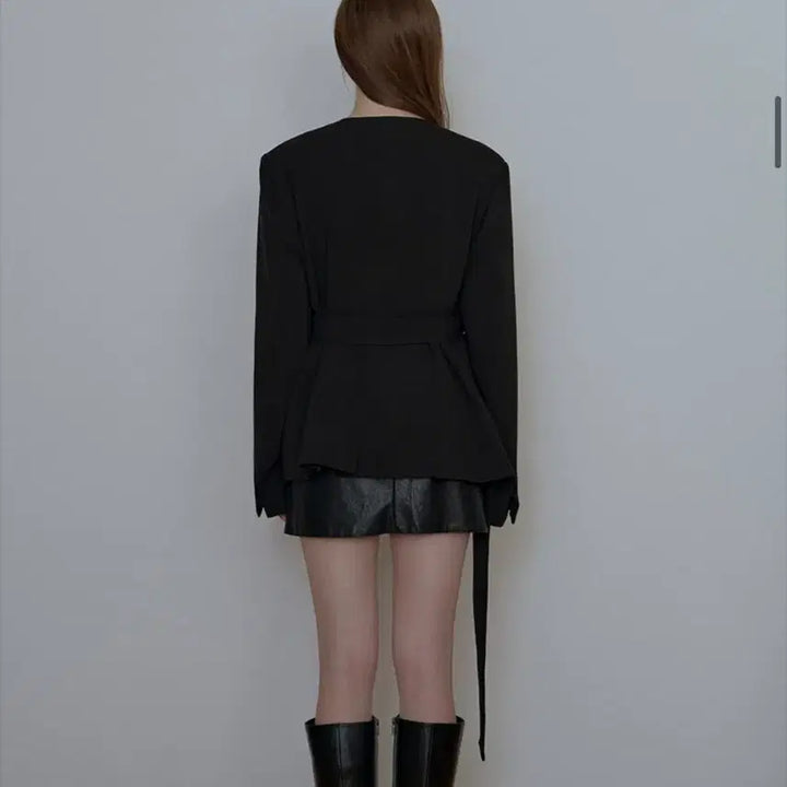 [BUNJANG] DEHEVE Black Belt Jacket / DEHEVE 드헤베 블랙 벨트 자켓