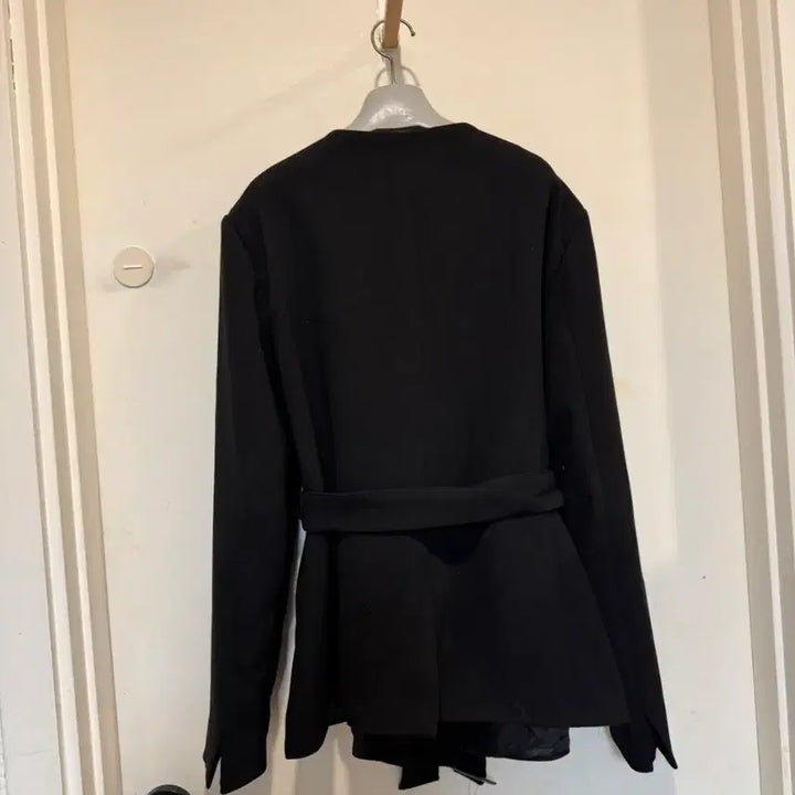 [BUNJANG] DEHEVE Black Belt Jacket / DEHEVE 드헤베 블랙 벨트 자켓