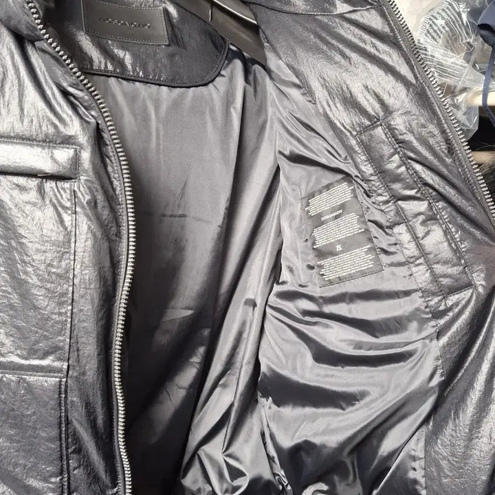 [BUNJANG] ZIOZIO Multi-Pocket Hooded Down Jacket (Black, 105) / 지오송지오 멀티포켓 후드 다운 점퍼 블랙 색상 105 사이즈 새상품