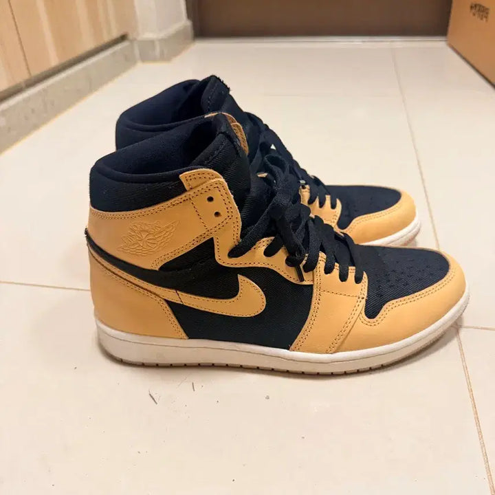 [BUNJANG] Nike Jordan 1 Retro High OG Vachetta Tan Sneakers / 나이키 조던1 레트로 하이 og 275 바체타 탄