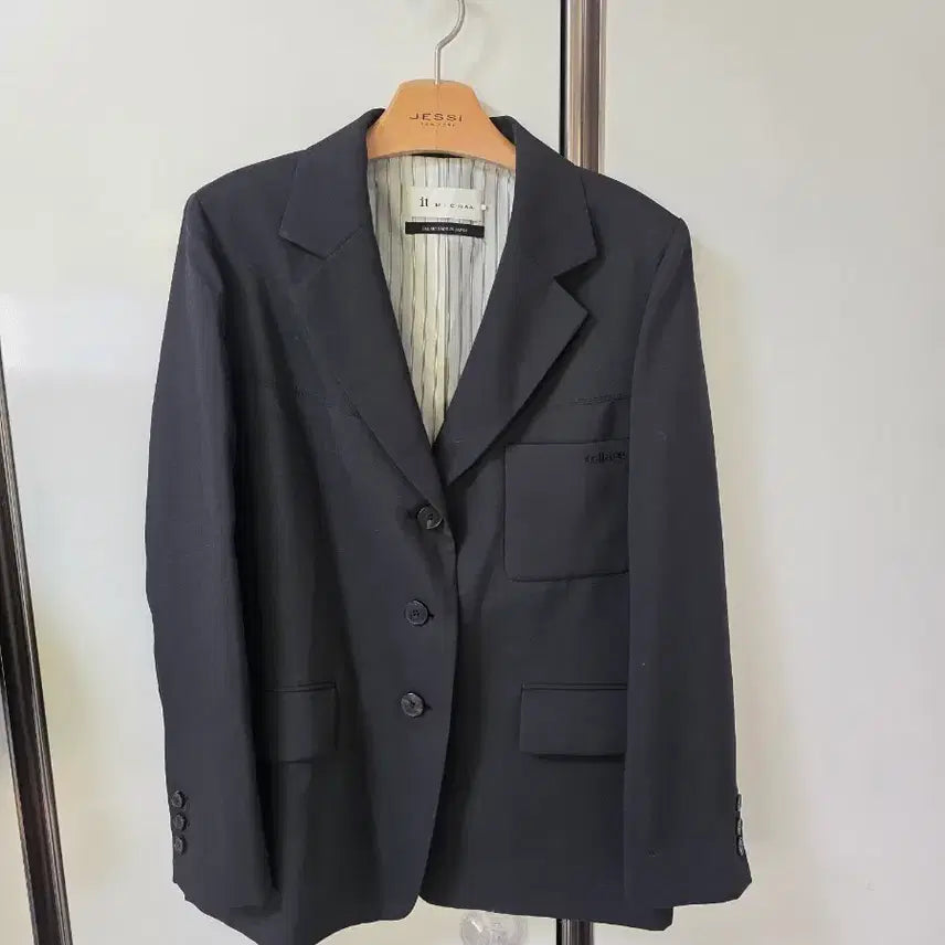 [SOLD OUT] 잇미샤 블랙 여성 자켓