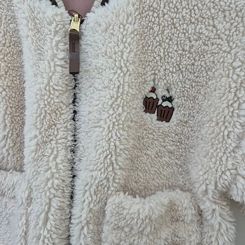 [BUNJANG] Limited Edition Reversible Jacket / 리미떼두두 리버서블 점퍼 뽀글이