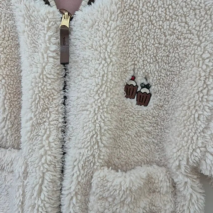 [BUNJANG] Limited Edition Reversible Jacket / 리미떼두두 리버서블 점퍼 뽀글이