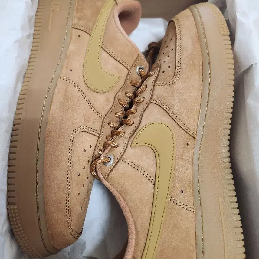 [BUNJANG] Nike Air Force 1 'Flax' Sneakers / 나이키 에어포스1 된장포스 265 정품 새상품