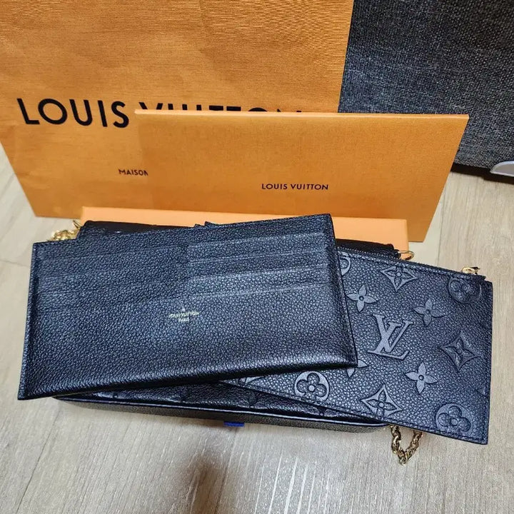 [BUNJANG] Louis Vuitton Empreinte Pochette Felicie / 루이비통 앙프렝뜨 포쉐트 펠리시