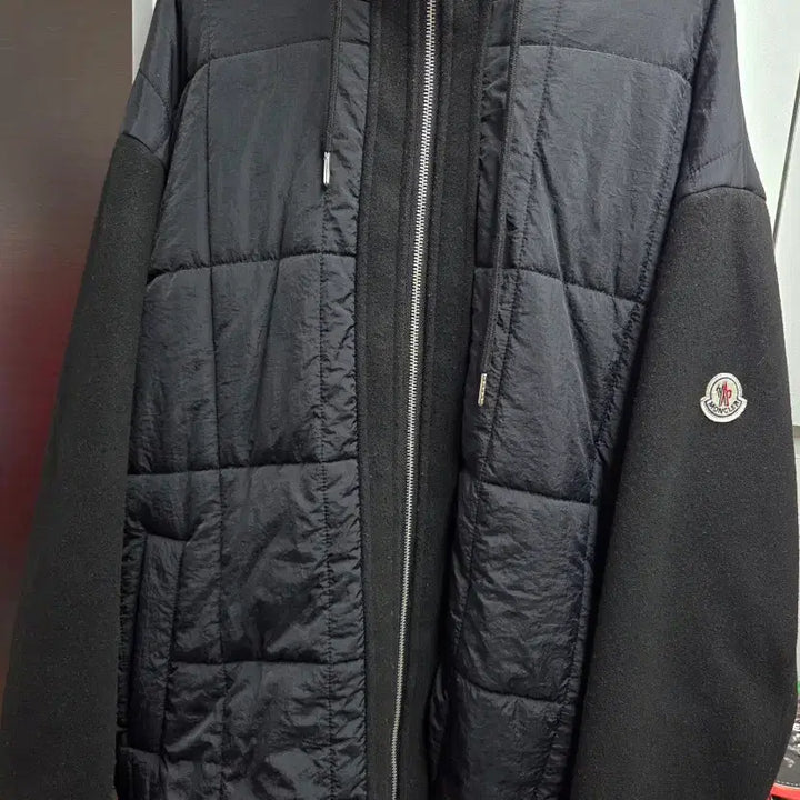 [BUNJANG] Moncler Black Padded Hooded Jacket / 몽클레어 블랙 패딩 후드 자켓.