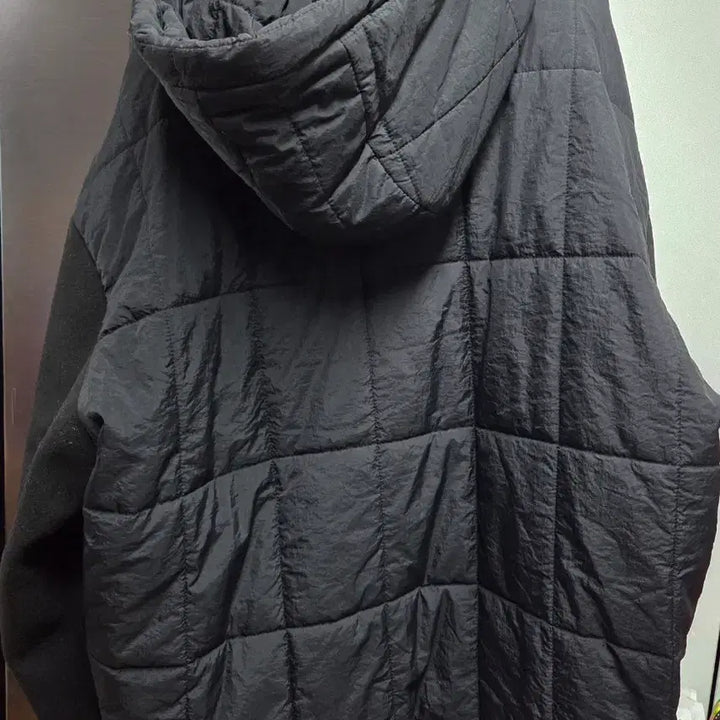 [BUNJANG] Moncler Black Padded Hooded Jacket / 몽클레어 블랙 패딩 후드 자켓.
