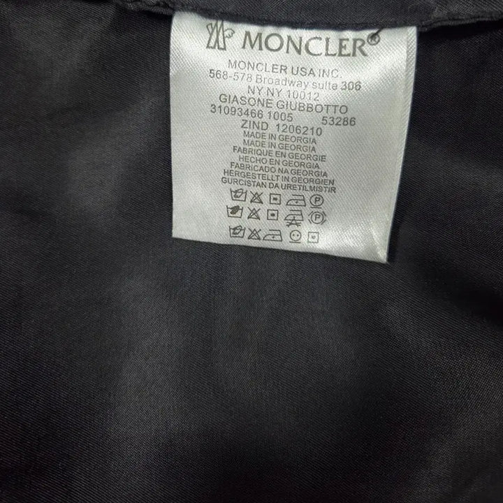 [BUNJANG] Moncler Black Padded Hooded Jacket / 몽클레어 블랙 패딩 후드 자켓.