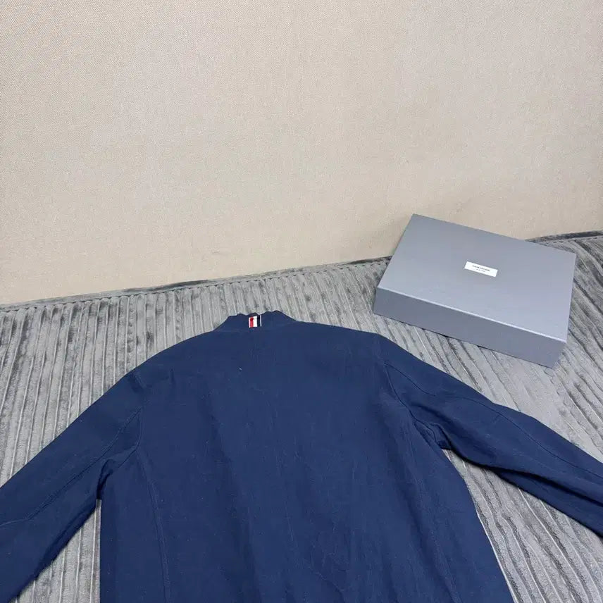 [BUNJANG] Thom Browne Reversible Blouson Jacket / [정품/3]톰브라운 리버서블 블루종 자켓